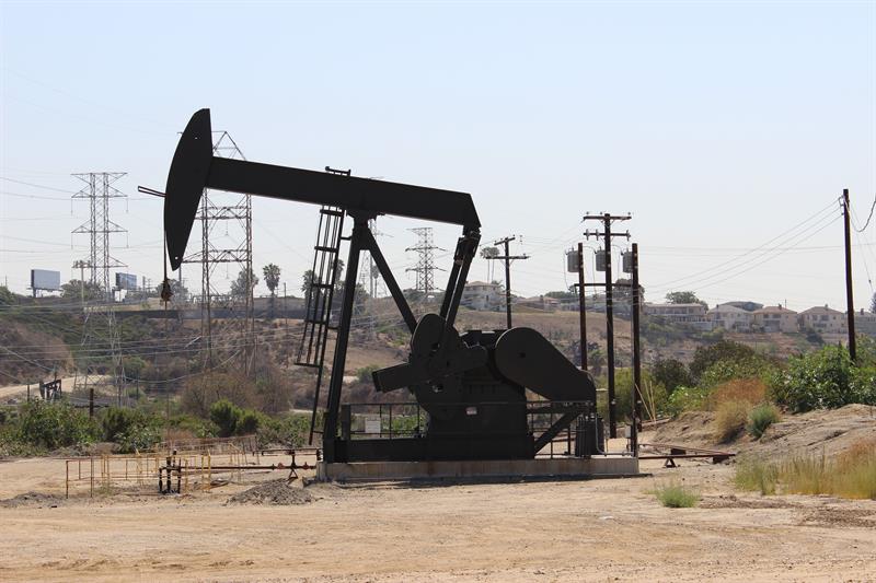  Il petrolio del Texas si apre con un forte aumento dell'1,31% a $ 55,86