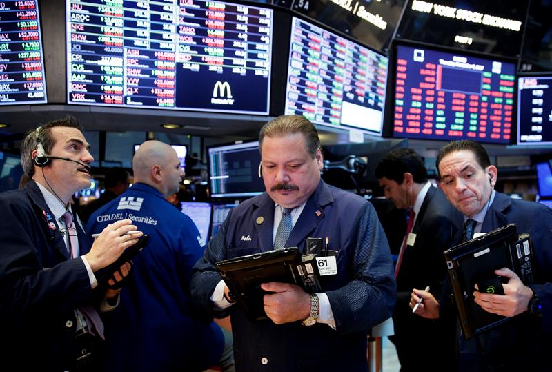  Wall Street si apre piÃ¹ in basso e il Dow Jones cede lo 0,29%