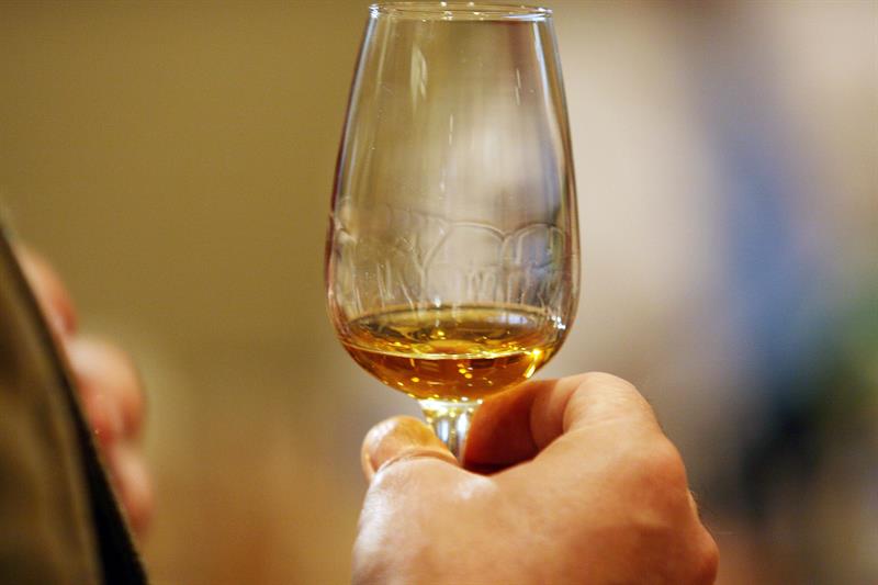  La Scozia introdurrÃ  un prezzo minimo per l'alcol per ridurre il consumo