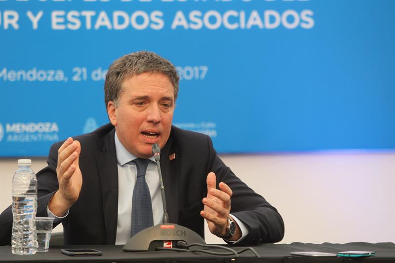  Una missione del FMI si riunisce con il ministro delle finanze dell'Argentina
