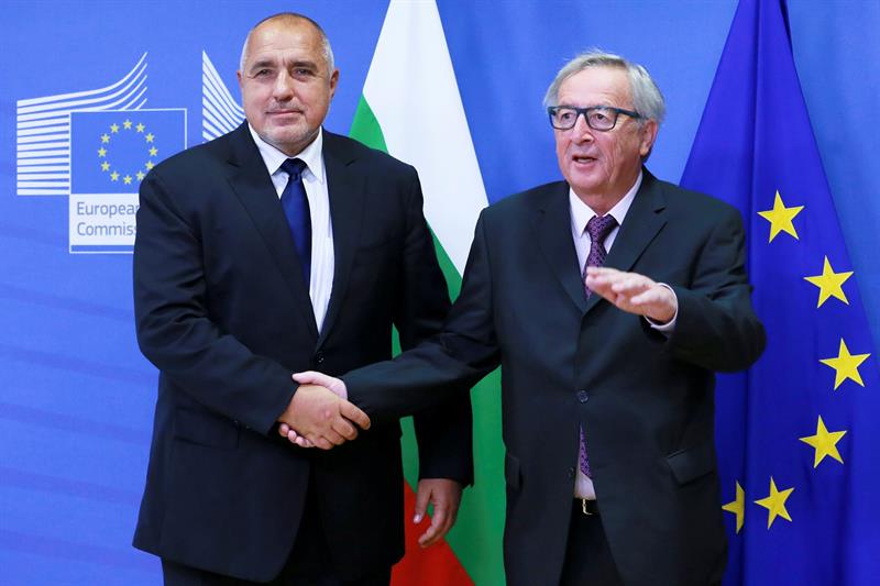  Juncker supporta la Bulgaria ad aderire alla zona euro