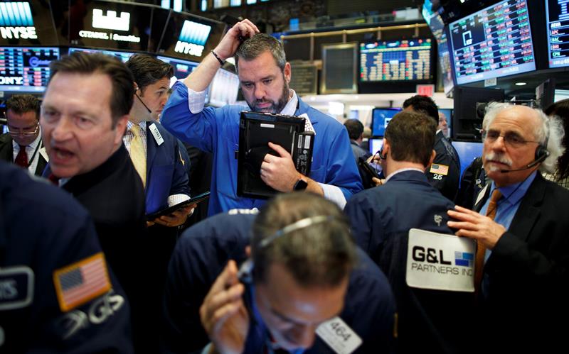  Wall Street si apre piÃ¹ in alto e Dow Jones Ã¨ in crescita 0.21%